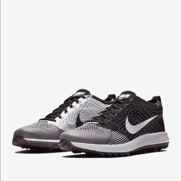 nike flyknit racer golf shoes